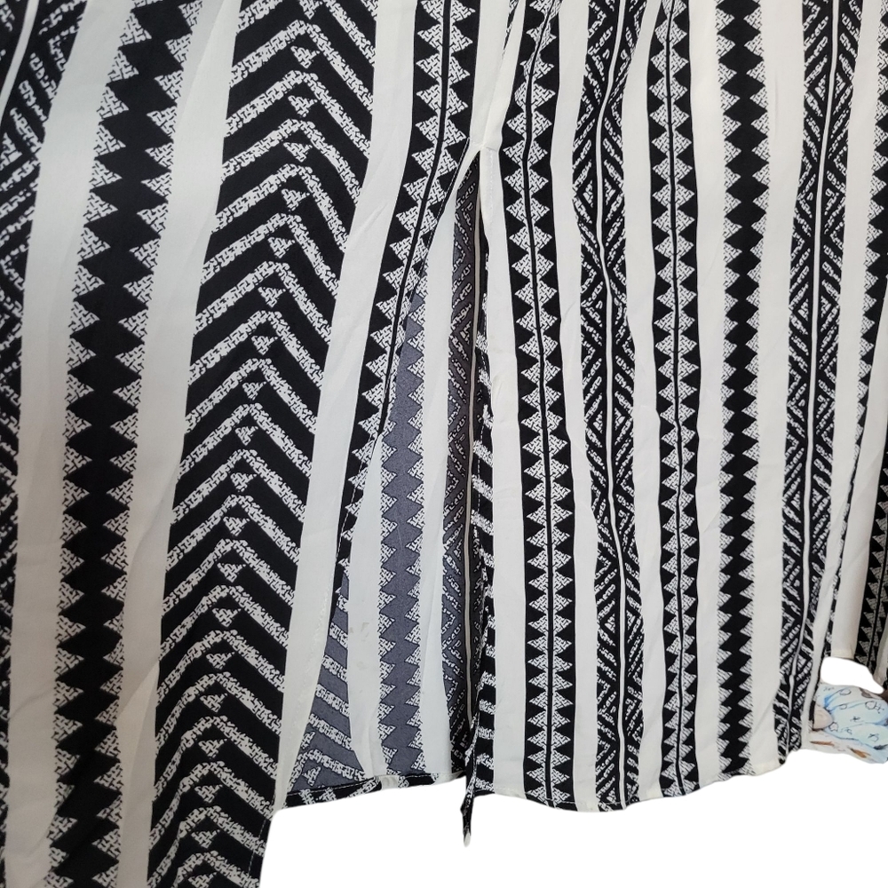 NWT-BloomChic Solid Geometric Dolman Sleeve Pocket Shirred Split Hem Dre… - Picture 10 of 15